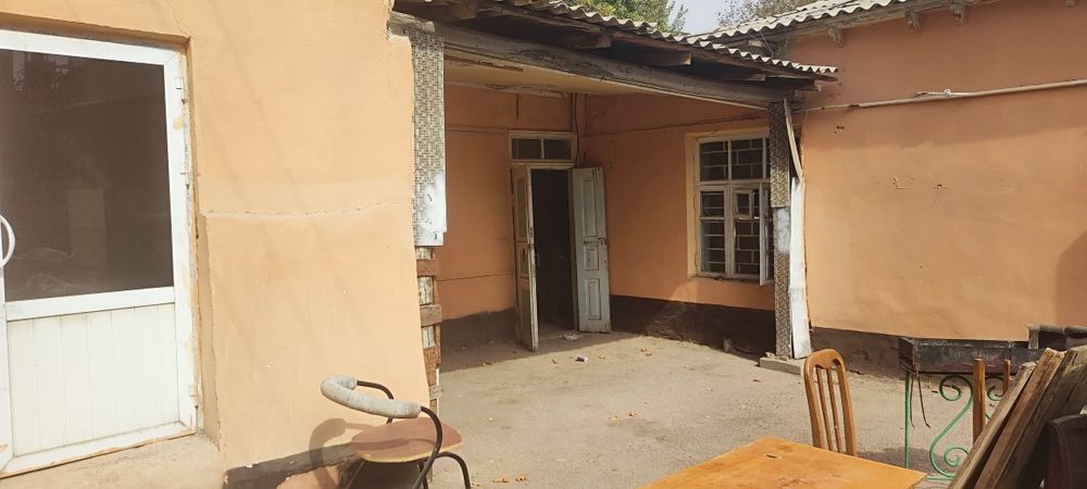 Ховли уй сотилади