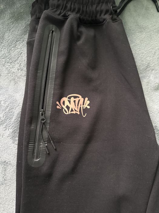 Nike Tech Fleece SYNA