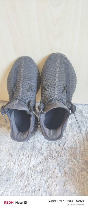 маратони ON CLOUD, Adidas Yeezy Boost 350 V2 Black Non-Reflective-38