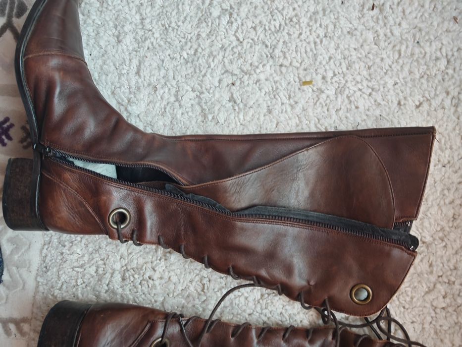 Красиви и елегантни дамски ботуши