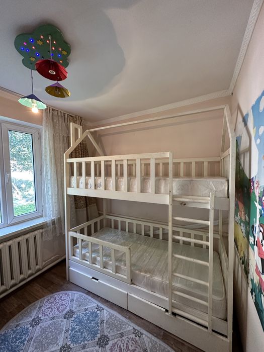 Детская кровать двухярусная