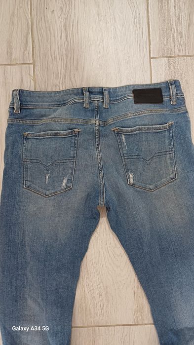 Мъжки дънки Diesel Guess