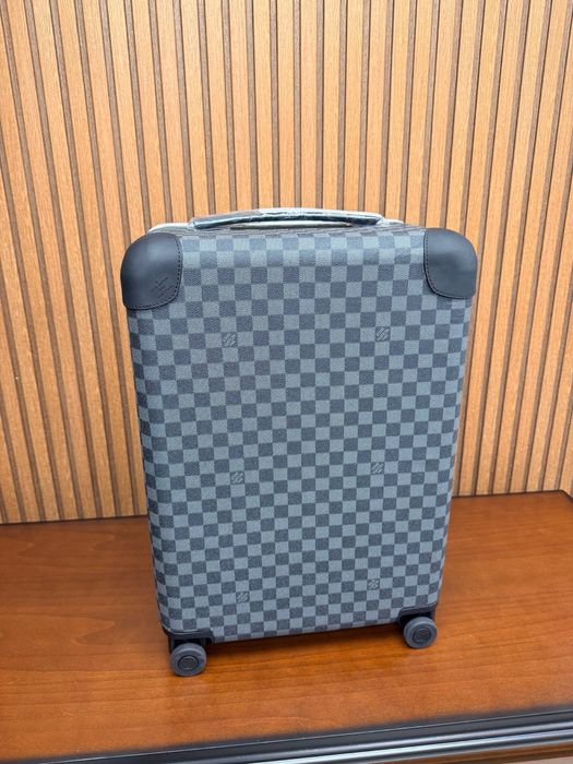 Куфар louis vuitton