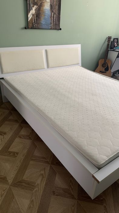 Продам двуспальную кровать. Есть торг