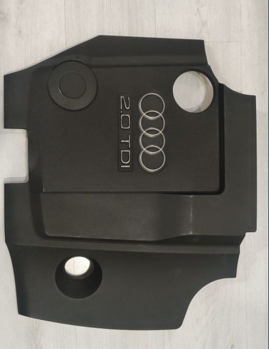 Кора над мотора Ауди А4 Б7 2.0 tdi Перфектен