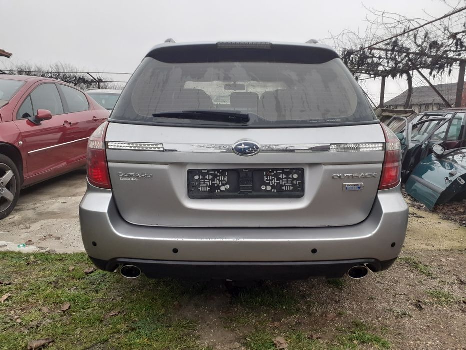 Субару Аутбег на части