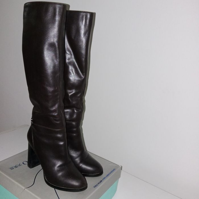 Продам женские сапоги 35тыс