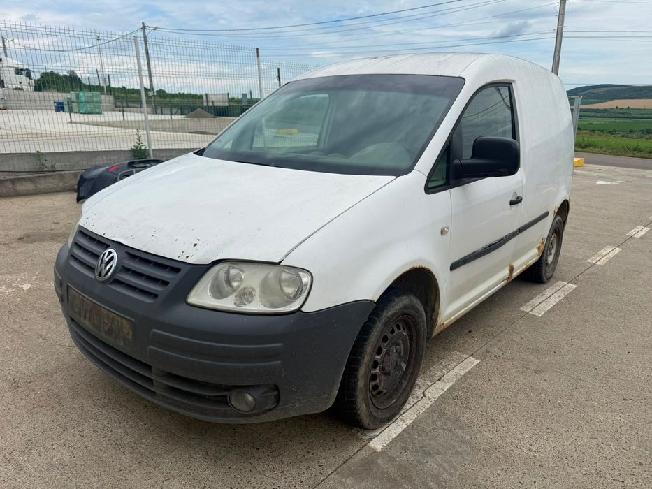 Dezmembrez Vw caddy 2008 alba 1.9 tdi BLS volan stanga cutie JCS