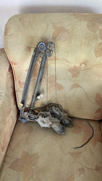 Обшивки мерс 124 универсал