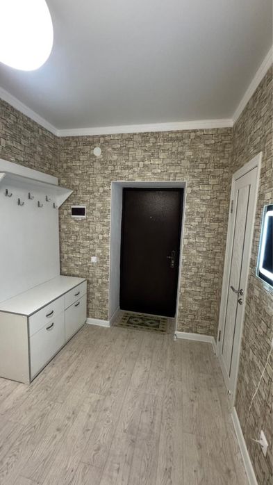 Продам 2 к. кв в мкр. Алтын Орда