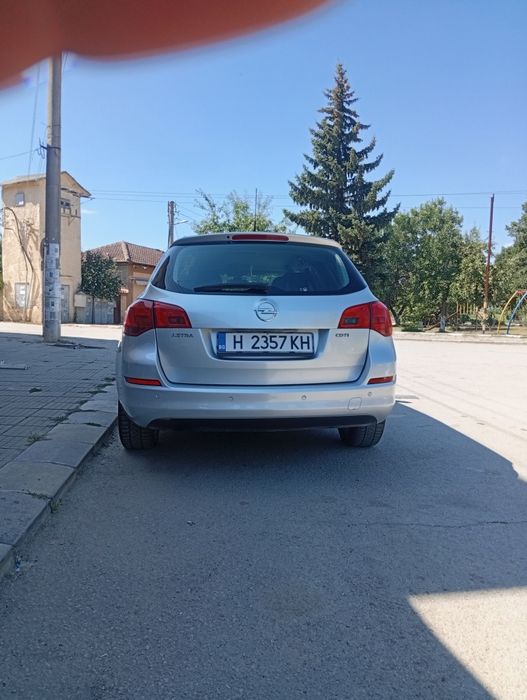 Opel Astra 1.9 110кс