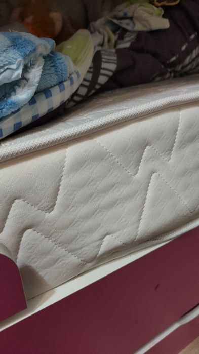 Продам двухъярусную кровать