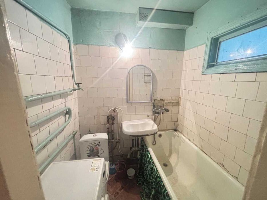 продается 1 ком.квартира в районе КСК