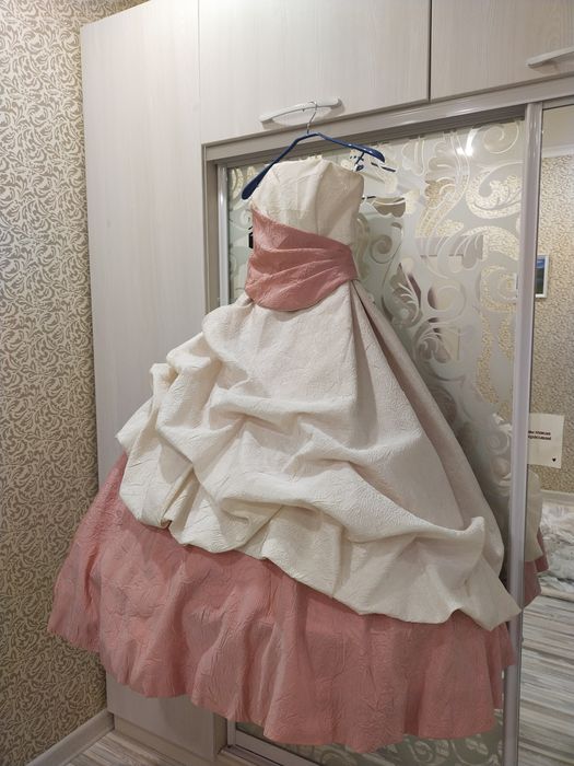 Вечернее платье  Польша