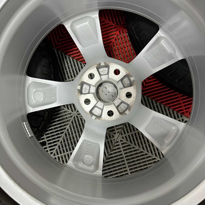 Jante Skoda Kodiaq R19 TVA21%  anv iarna 235 50 19