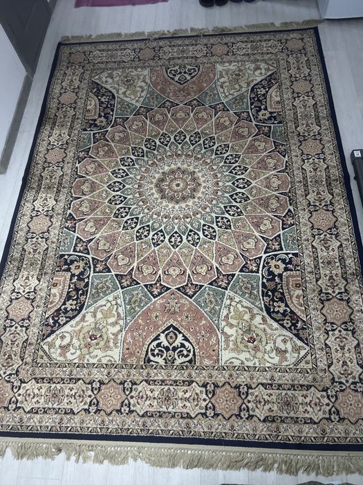 Продается ковер. 3*2 метра. 10000тг