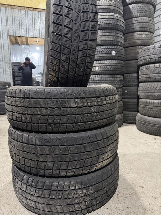 235/65/17 продам