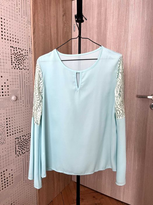 Тюркоазена блуза с бродерия