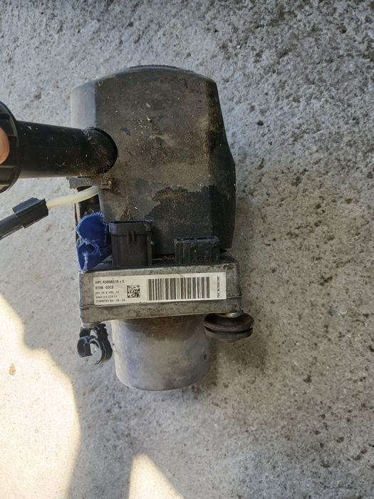 Помпа за сервоуправление Peugeot 407 2010г. 9670302280