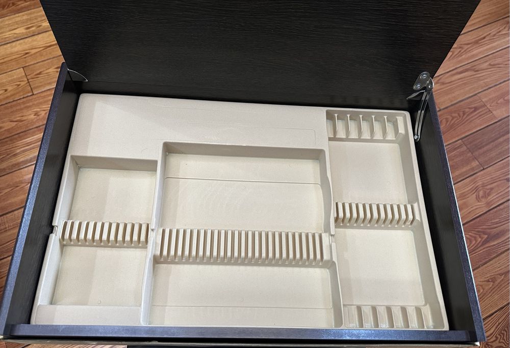 Деревянный бокс для столовых приборов