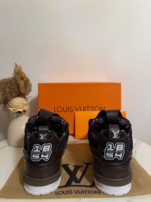 Addiadi L O U I S V U I T T O N Skate Brown