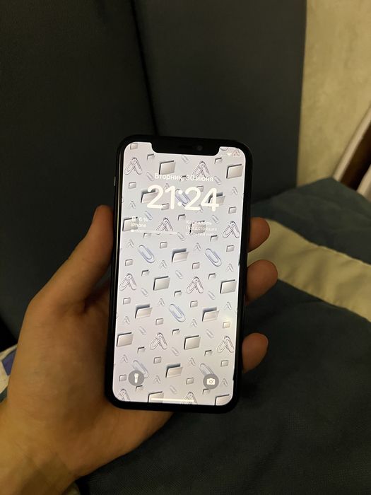 Продам айфон 11 про 64гб