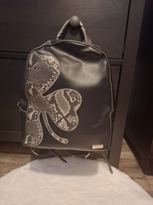 Дамски чанти Tommy Hilfiger, Versace и други