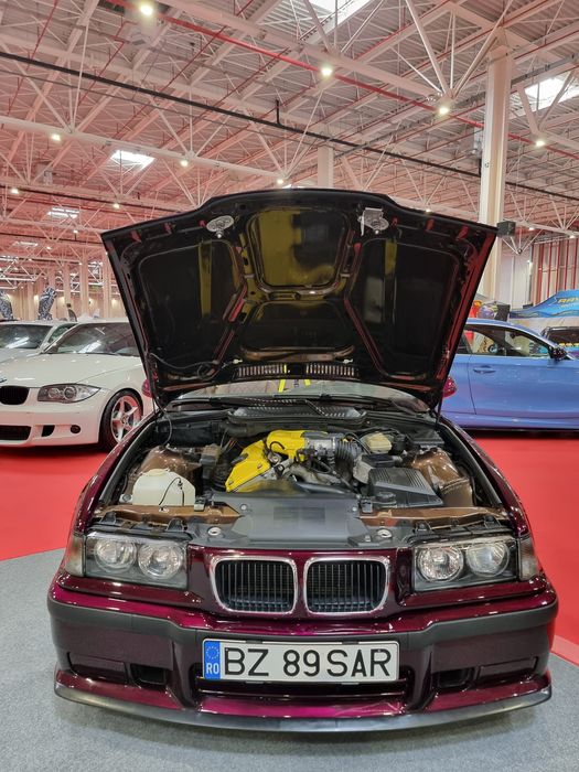 BMW E36 Cabrio (elemente M3, nu coupe sedan) schimb SUV Duster Kuga