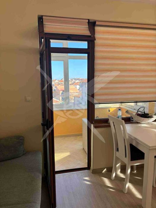 Продава се Многостаен апартамент в Поморие - 160 кв.м за 1057 €/кв.м - Снимка #2