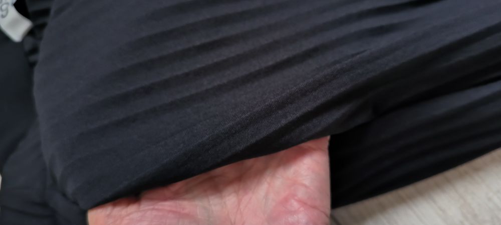 COS (брюки с карманами женские