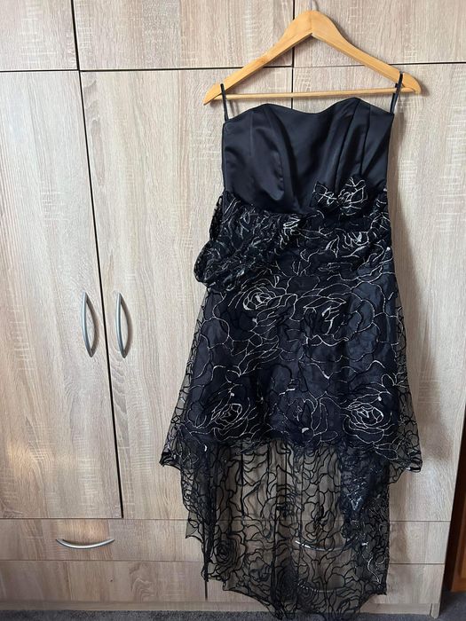 Rochie de seară, medie