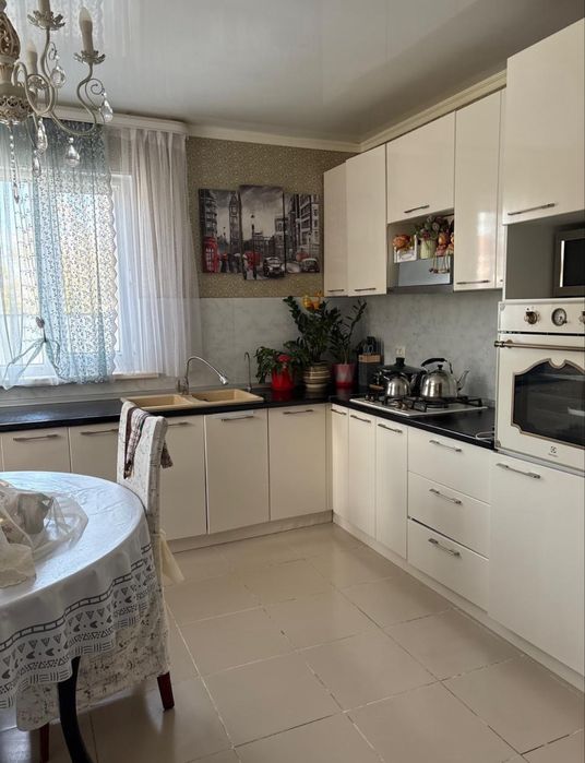 Срочно продается Благоустроенный часный дом