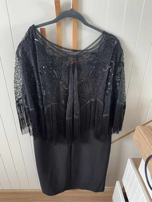 Коктейлни рокли къси черни