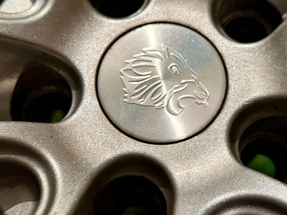 De vanzare jante plus anvelope de vară