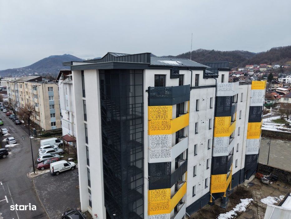 Apartament 3 camere ,Centrul vechi Baia Mare ,zona Grivitei — fotografia 1