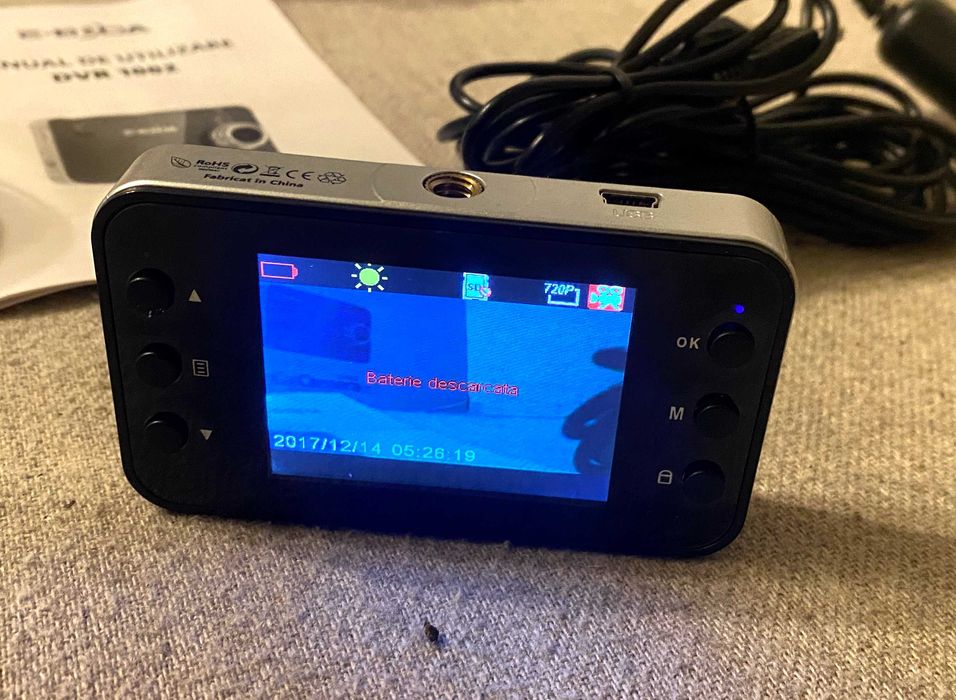 Cameră auto DVR E-Boda 1002 Full HD 2.4” nouă în cutie completă