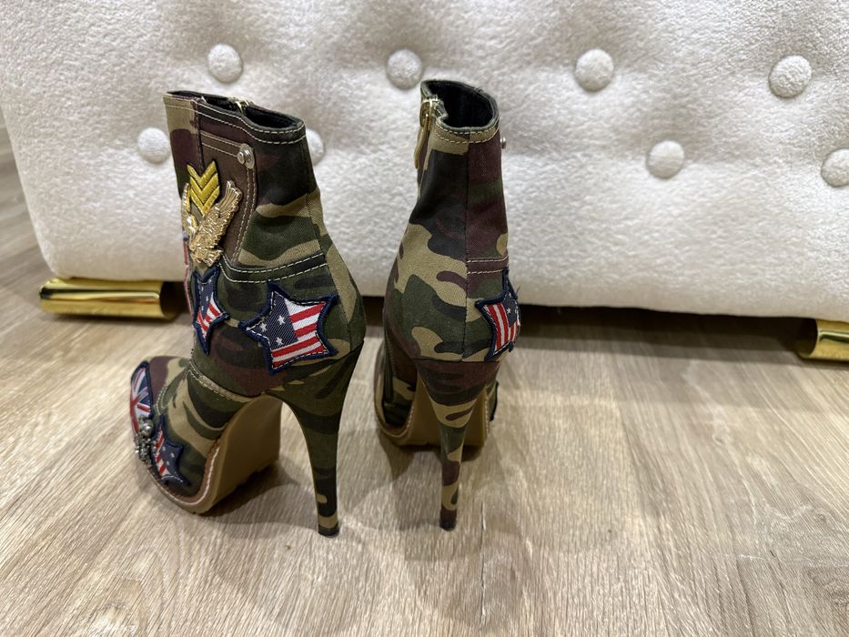 * женские полусапожки из США в идеальном состоянии