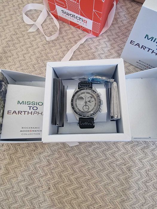 Чисто нов Оригинален Omega x Swatch MoonSwatch - Mission to Earthphase (Гаранция)