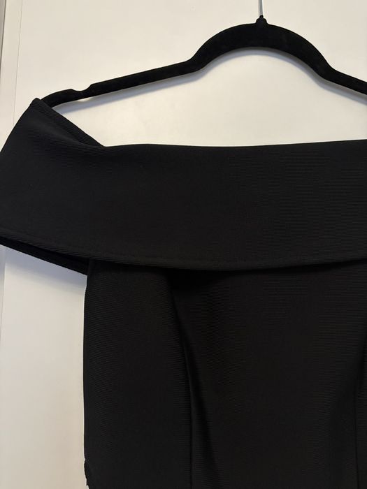 Rochia Masaka - Bella Barnett