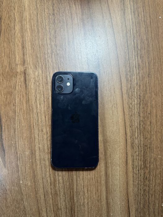 Iphone 12 in stare buna