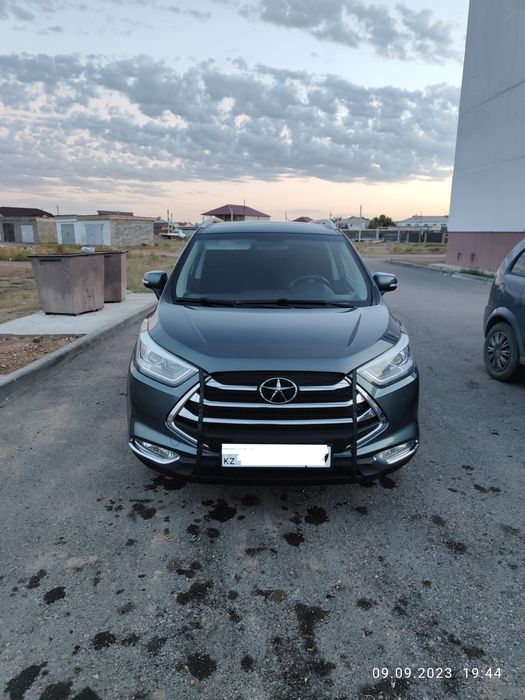 Продам автомобиль JAC S3