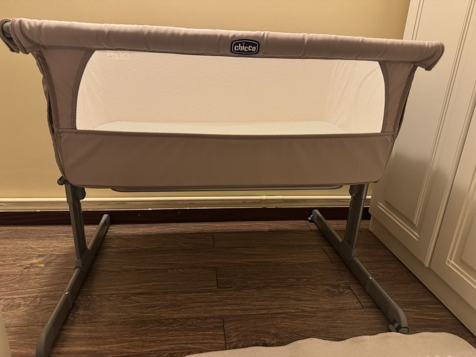Co sleeper Chicco