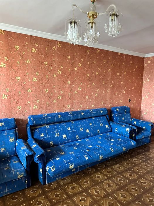 Сдается 2 ком Чиланзар 1 квартал. Мукумий куча 300 м от метро Новза