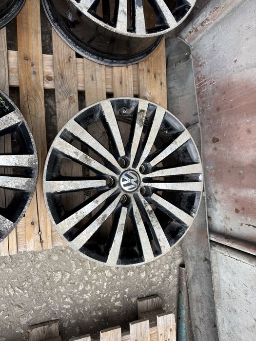 Алуминиеви джанти Volkswagen 7.5" x 17" 5x112 ET47 3AA601025G ном 501