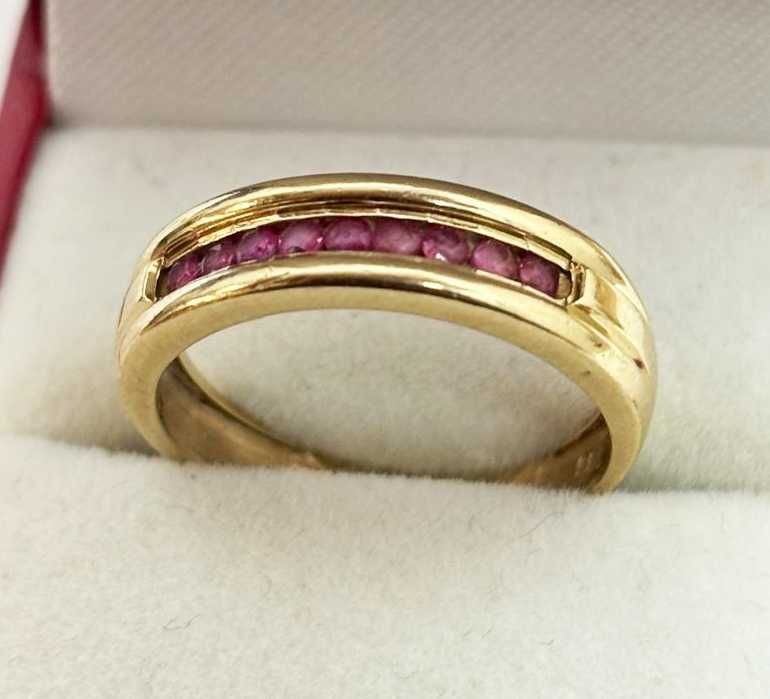 Inel din aur de 8k cu rubine