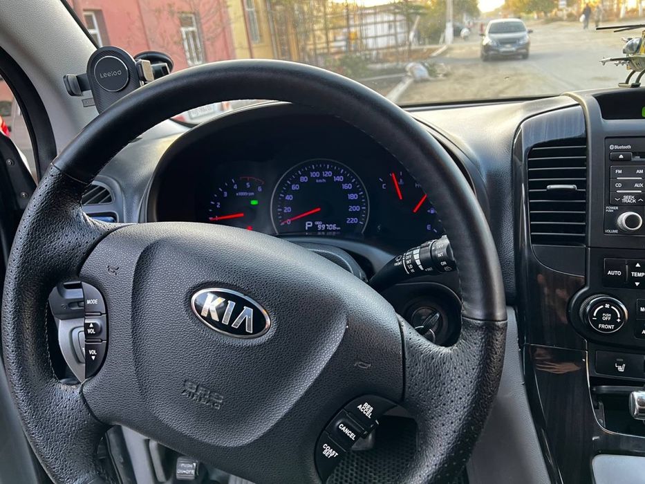 KIA CARNIVAL 2013 yil Holati ideal