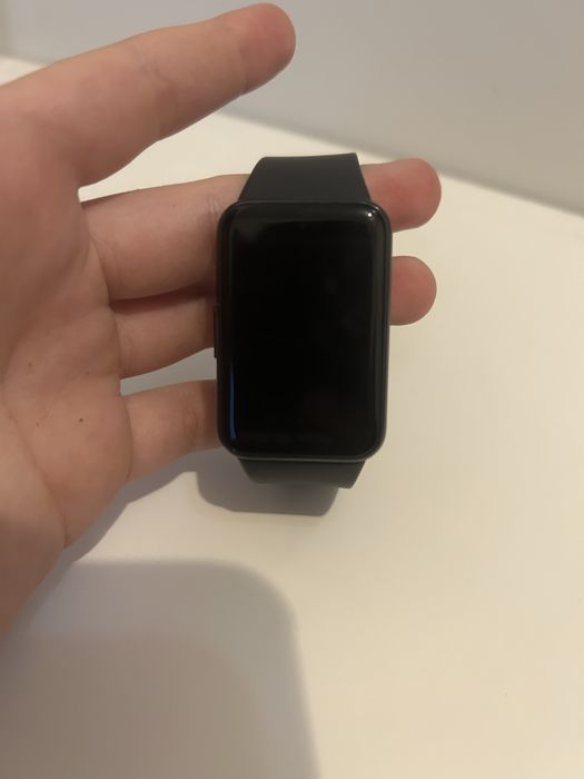 Smartwatch Samsung Galaxy Fit 3, putin spre deloc
