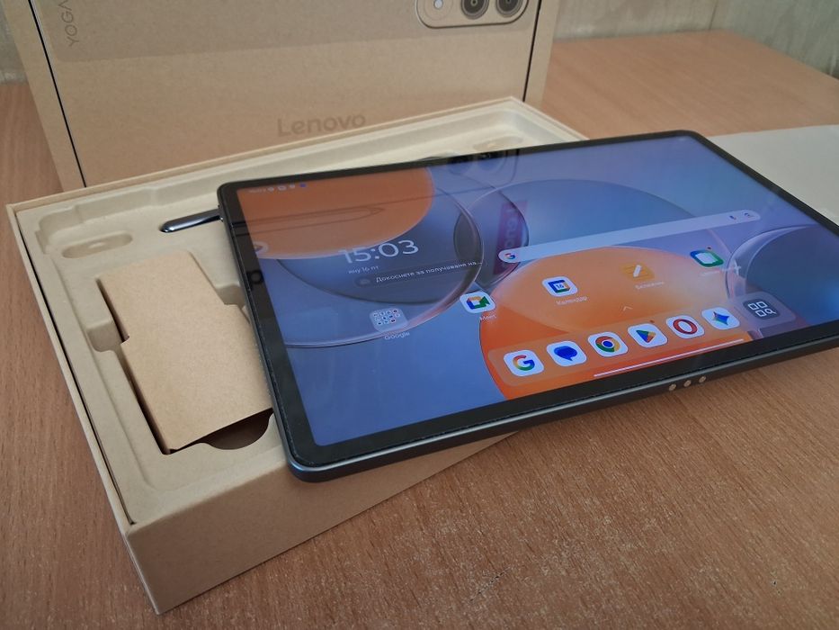Геймърски таблет LENOVO Yoga Tab  - Qualcomm Snapdragon 8 Gen 3