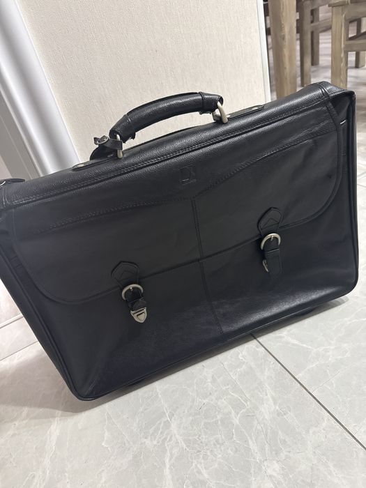 Сумка чемодан для деловых поездок