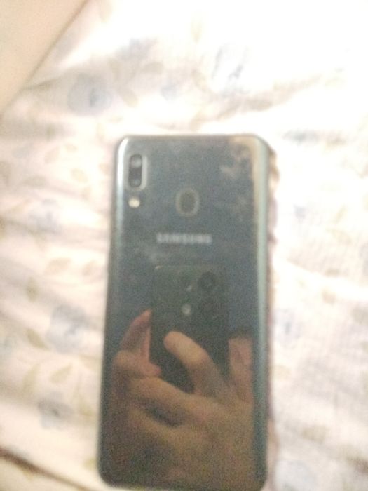 Самсунг galaxy a20